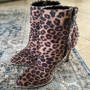 Leopard print high heel booties in size 8.